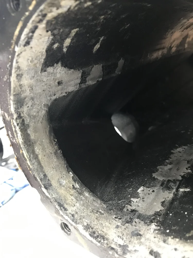 Tiara 3700 Open after-cooler and oil cooler service — photo 8